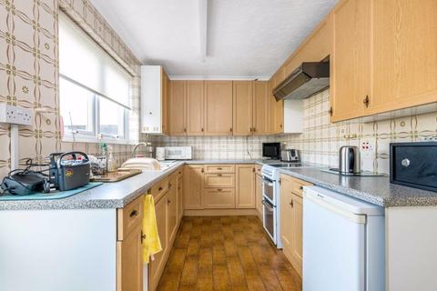 8 Cold Blow Crescent, Bexley, DA5 2DS