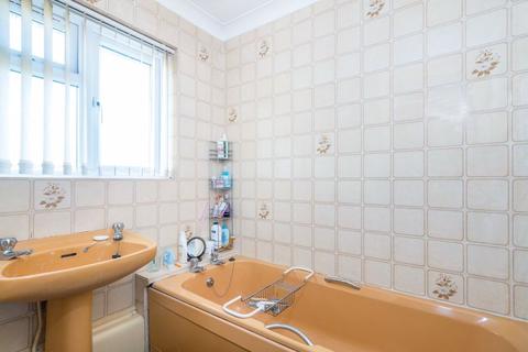 8 Cold Blow Crescent, Bexley, DA5 2DS