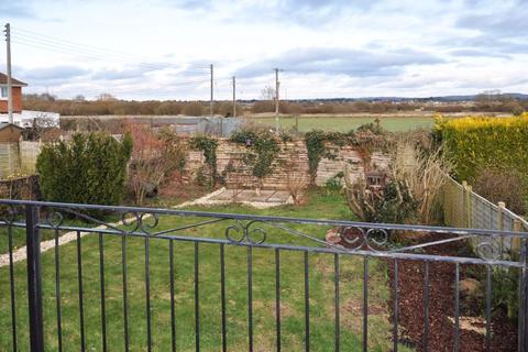 64 Crockwells Road, Exminster, Exeter, EX6 8DQ