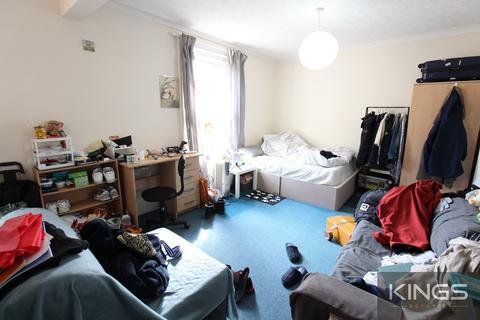 Studio to rent, Westwood Road , Southampton