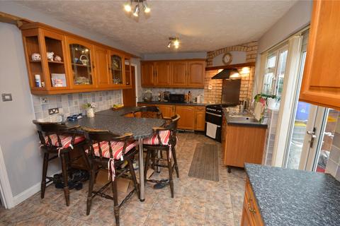 30 Bodmin Gardens, Leeds, LS10 4NP