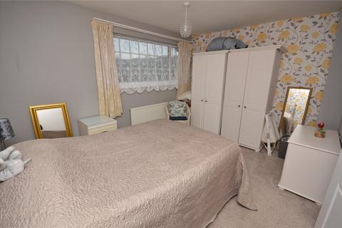 30 Bodmin Gardens, Leeds, LS10 4NP