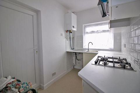 165 Marsh Lane, Fordhouses, Wolverhampton, WV10 6SA