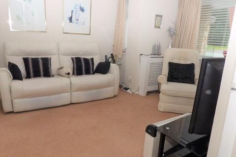 16 Poplar Rise, Sutton Coldfield, B74 4HT