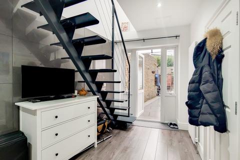 1 Forest View, Leytonstone, London, E11 3AP