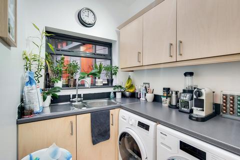 1 Forest View, Leytonstone, London, E11 3AP