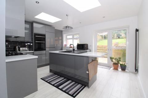 51 Fallowfield Road, Walsall, WS5 3DW
