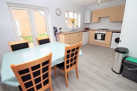 18 Hamley Close, Burnham-on-sea, TA8 1DS