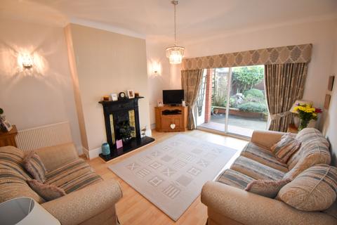 130 Condor Grove, Blackpool, FY1 5QY