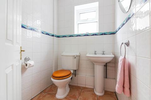 25b Lindsey Street, Epping, CM16 6RB