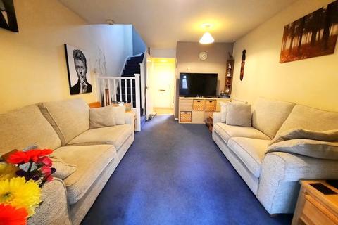 3 Eldrick Court, Feltham, TW14 8SG