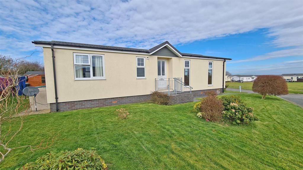 Scamford Park, Camrose, Haverfordwest 2 bed park home for sale £105,000