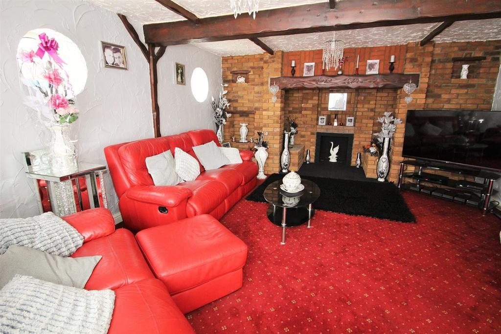 Roman Bank, Skegness 3 bed detached bungalow £279,950
