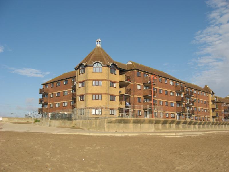 Queen Park Close, Mablethorpe 3 bed flat £500 pcm (£115 pw)