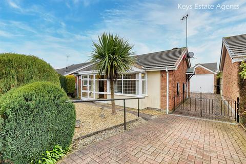 11 Swanage Close, Stoke-on-trent, ST3 7UB