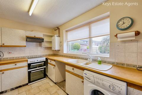 11 Swanage Close, Stoke-on-trent, ST3 7UB
