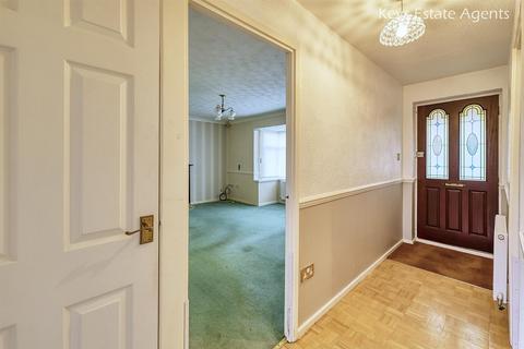 11 Swanage Close, Stoke-on-trent, ST3 7UB