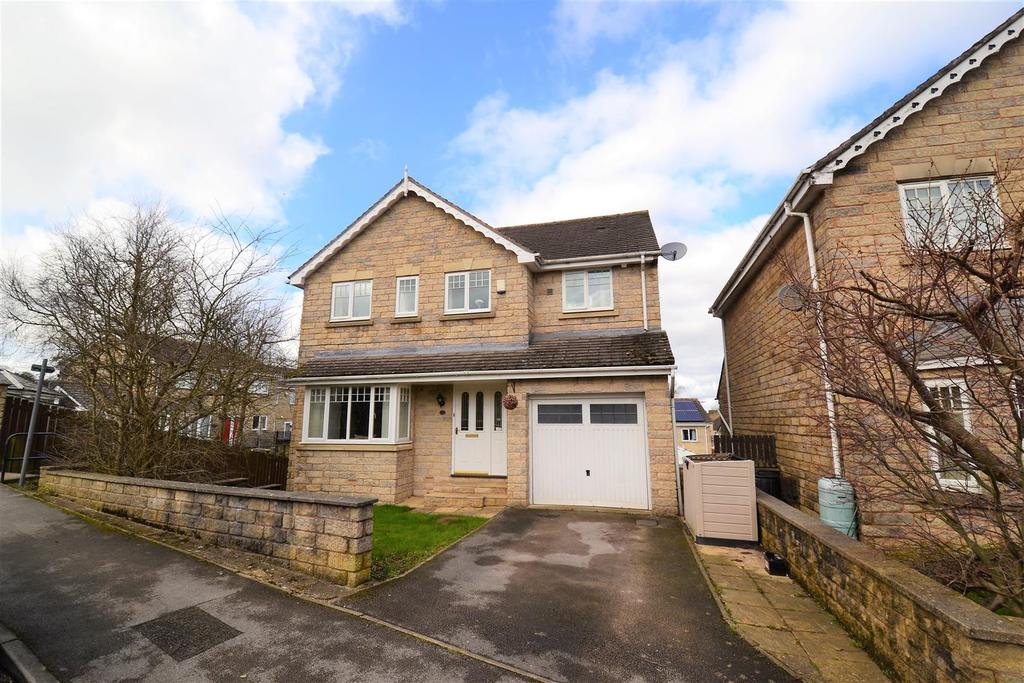 Blackberry Way, Clayton, Bradford 5 bed detached house £299,950
