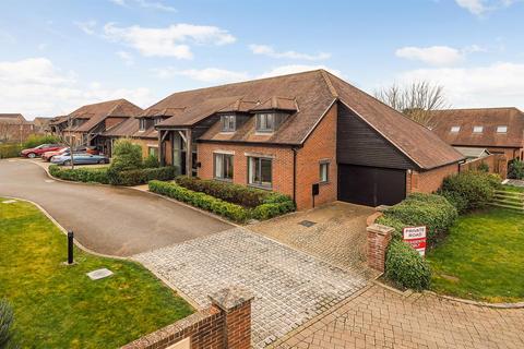 62 Barley Road, Andover, SP11 6GB