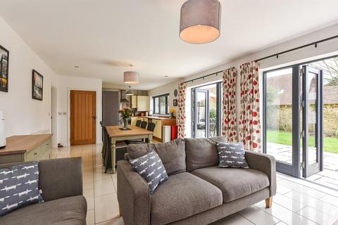 62 Barley Road, Andover, SP11 6GB