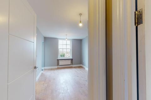 Flat 3, 24 Avenue Road, Herne Bay, CT6 8TB