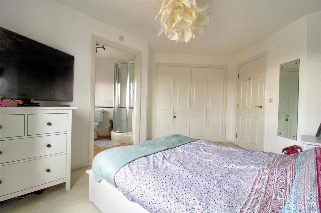 Bedroom 1.1.jpg