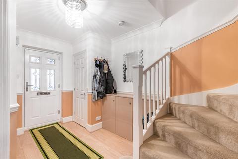 12, Manor Court Common Lane, Radlett, WD7 8PU