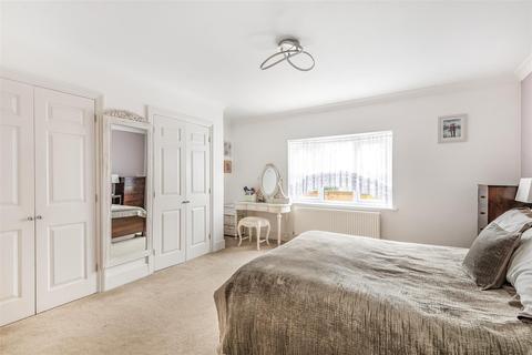 12, Manor Court Common Lane, Radlett, WD7 8PU