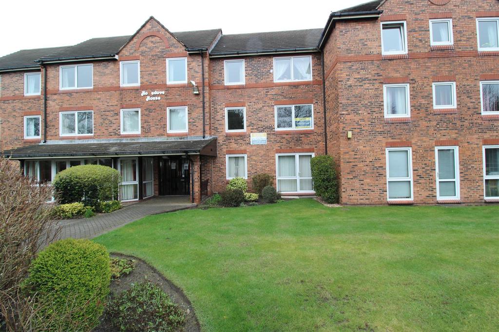 Homedove House, Blundellsands Road... 1 bed flat £650 pcm (£150 pw)