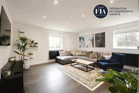 34 Aplin Way, Isleworth, TW7 4RJ
