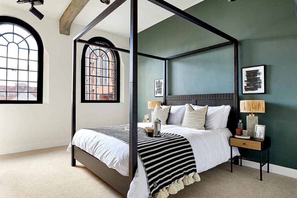 Large Bedroom 2.jpg