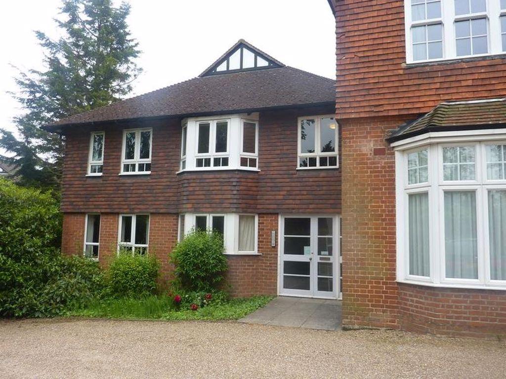 London Road, Tonbridge TN10 3AJ 1 bed flat £725 pcm (£167 pw)