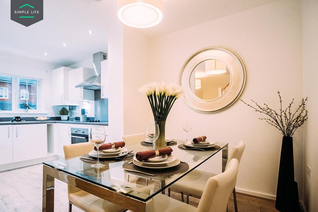 Weaver UP kitchen dining.jpg