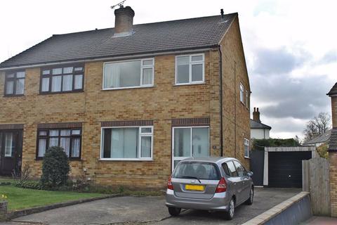 11 Ediva Road, Meopham, Gravesend, DA13 0NA