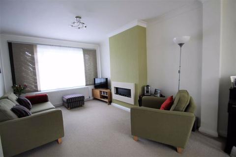 11 Ediva Road, Meopham, Gravesend, DA13 0NA