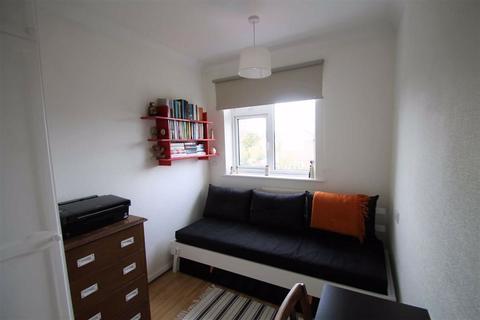 11 Ediva Road, Meopham, Gravesend, DA13 0NA