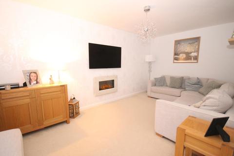 33 Chesterfield Drive, Marton In Cleveland, Middlesbrough, TS8 9ZE