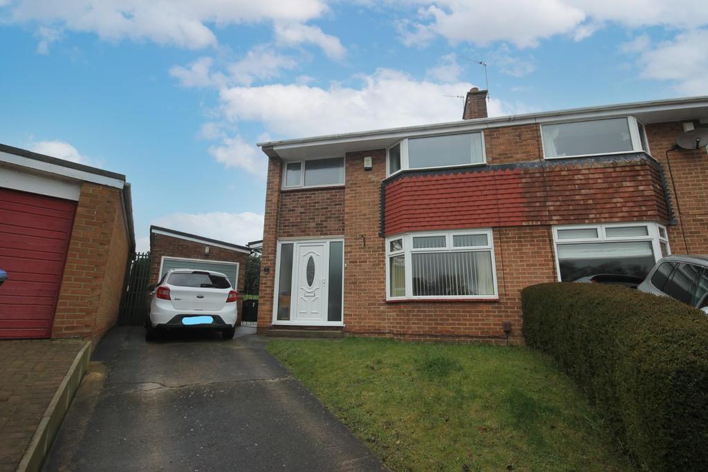 Cornwall Close, Nunthorpe, Middlesbrough 3 bed semidetached house £