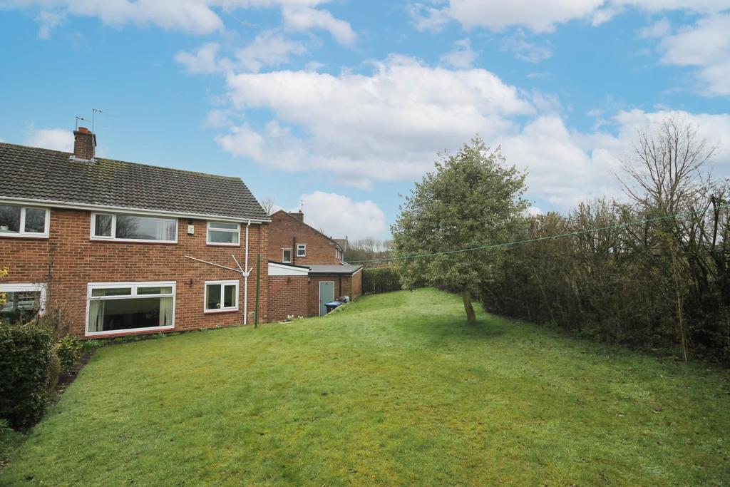 Cornwall Close, Nunthorpe, Middlesbrough 3 bed semidetached house £