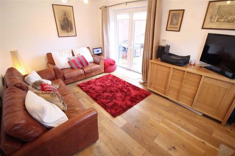 2 Chandler Close, Manchester, M22 5GU
