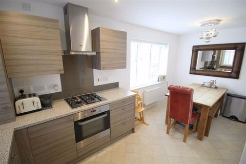 2 Chandler Close, Manchester, M22 5GU