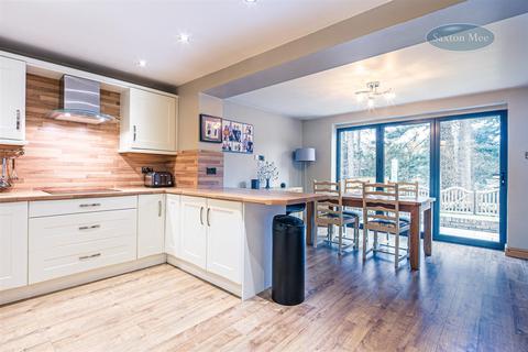 11 River View Road, Oughtibridge, Sheffield, S35 0JG