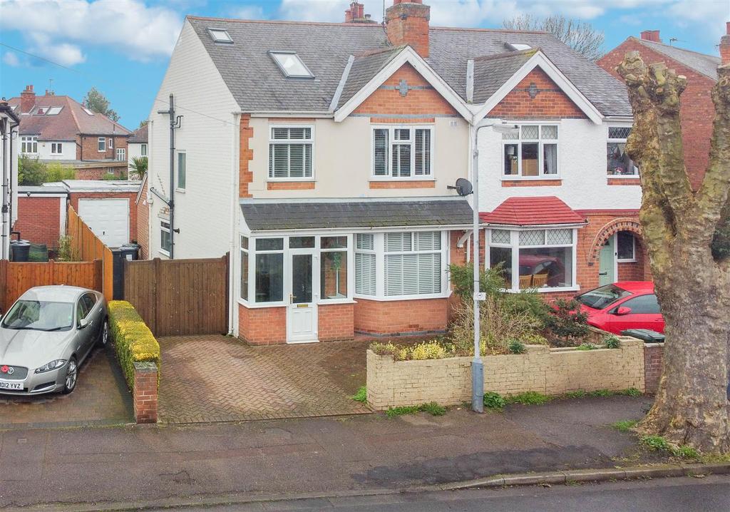 Rutland Road, West Bridgford, Nottingham 4 bed semidetached house £