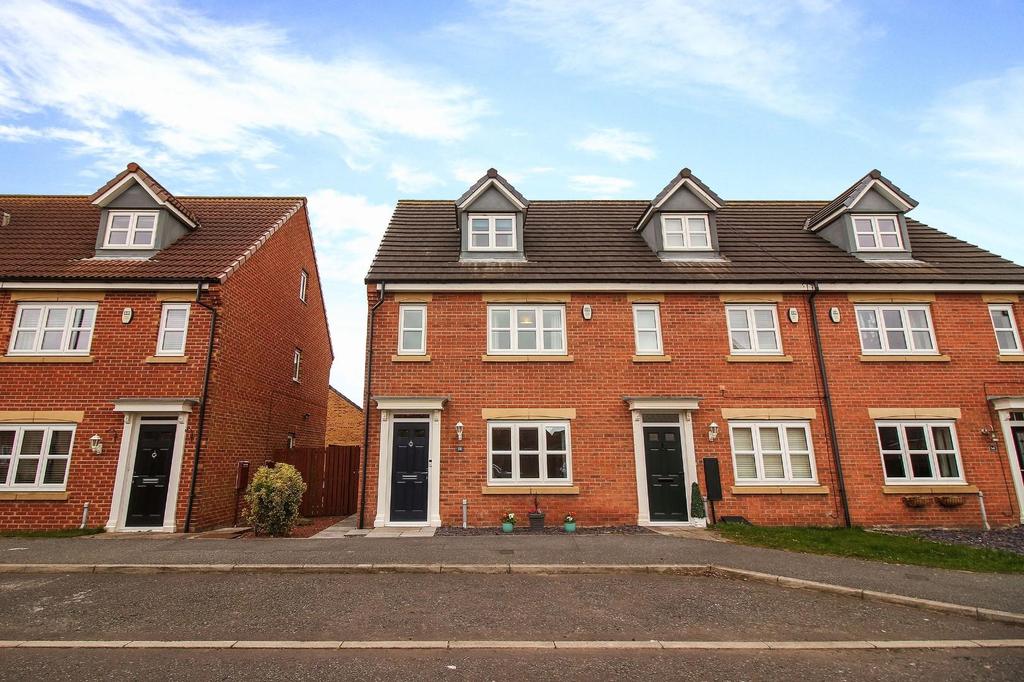 Dukesfield, Shiremoor, Newcastle Upon Tyne 4 bed townhouse £249,950