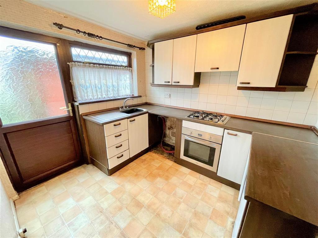 Lion Street, Swansea 3 bed property £94,999