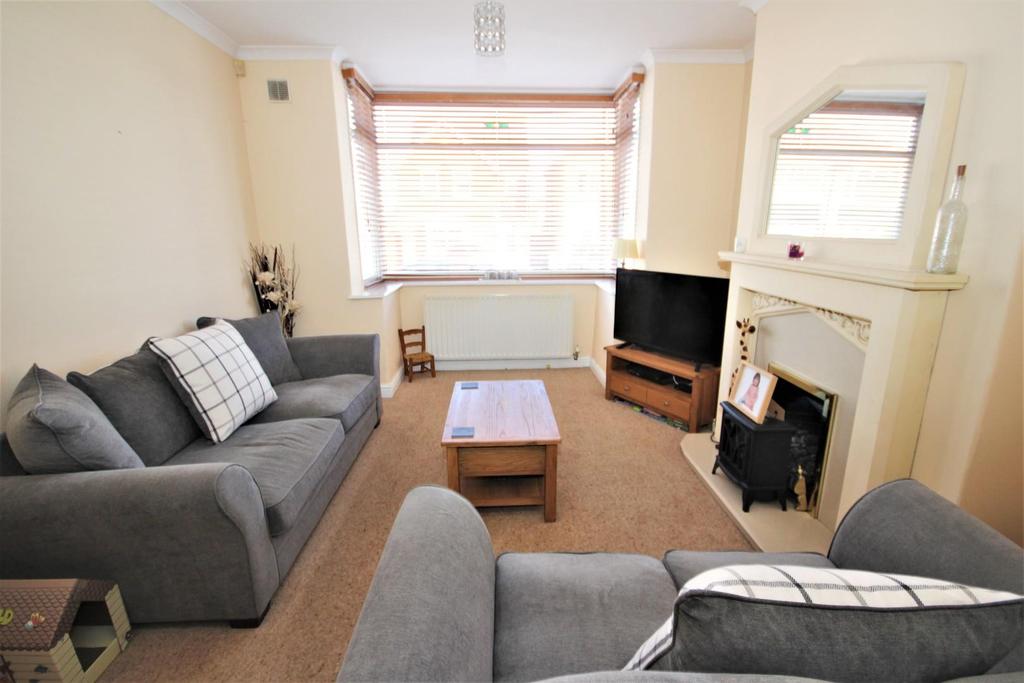 Birchill Gardens, Hartlepool 3 bed semidetached house £136,500