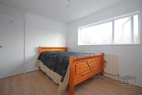 110 Longfield, Harlow, CM18 6LB
