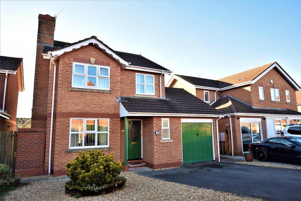 Heron Gardens, Portishead 3 bed detached house £389,950