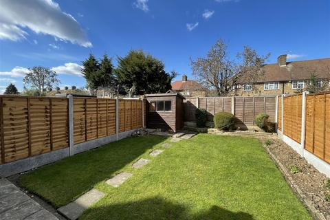 73 Chingdale Road, London, E4 6HZ