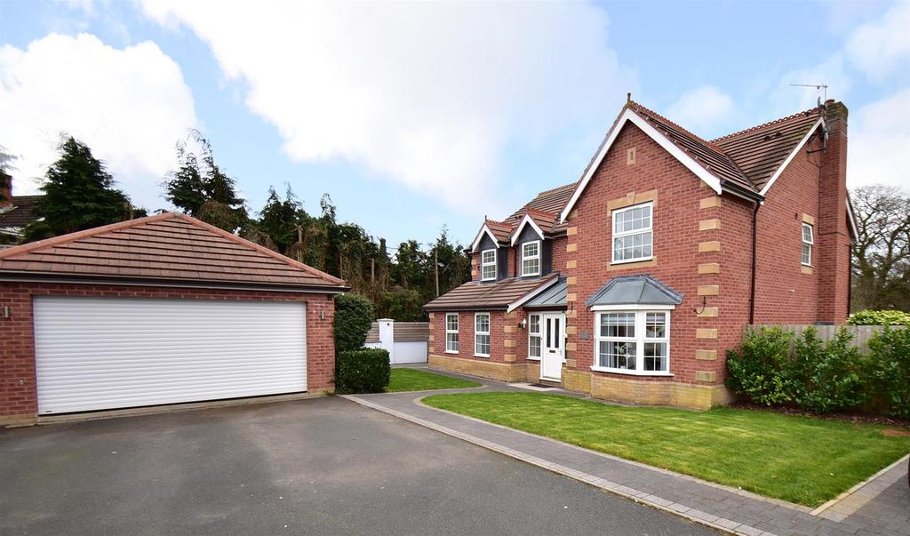 8 Parrys Close, Bayston Hill... 4 bed detached house £585,000